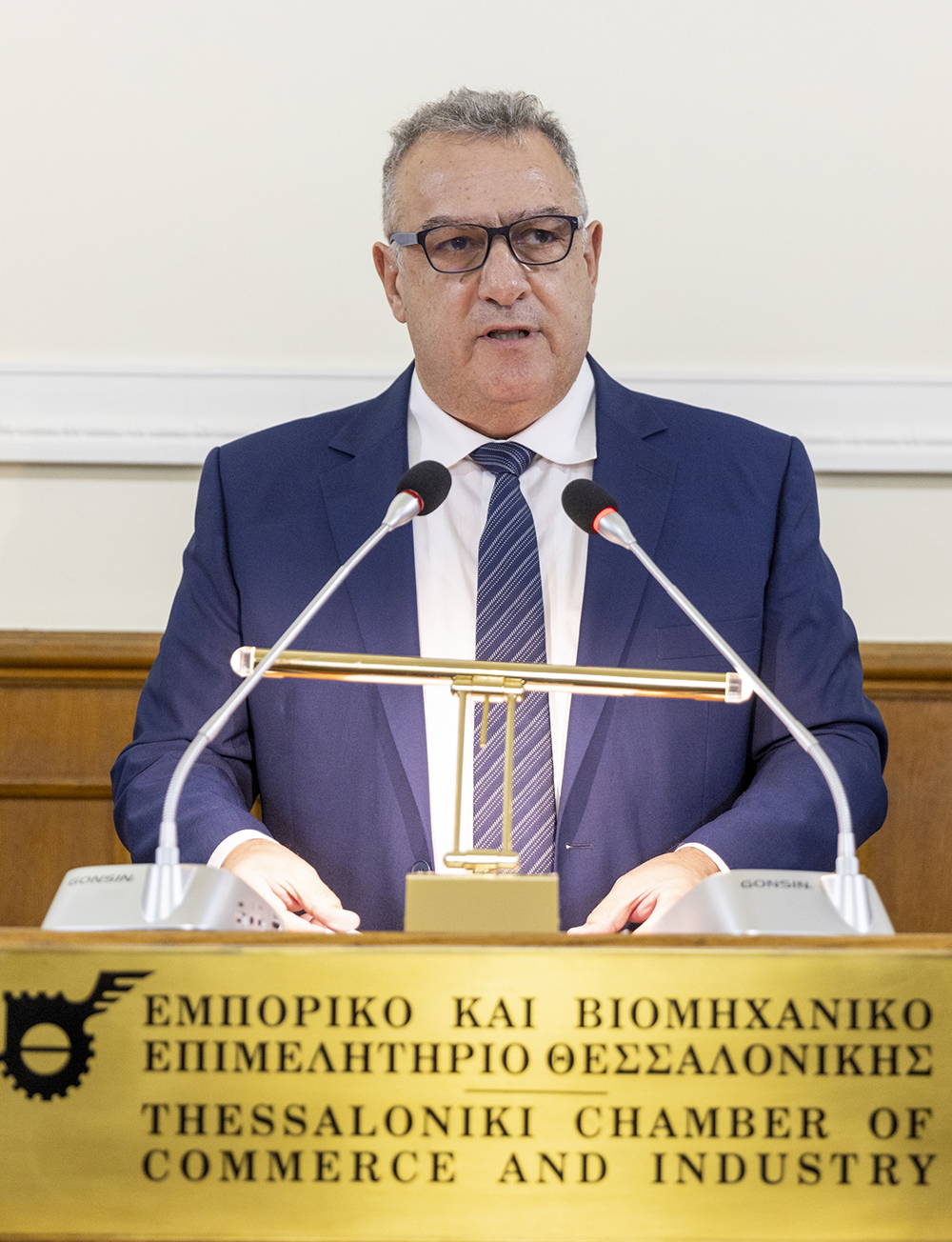  Ο κ. Σ. Διαμαντίδης, Πρόεδρος του ΣΕΒΕ